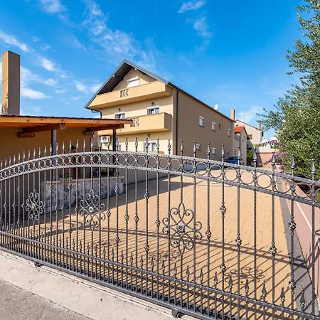 Yespeace Villa